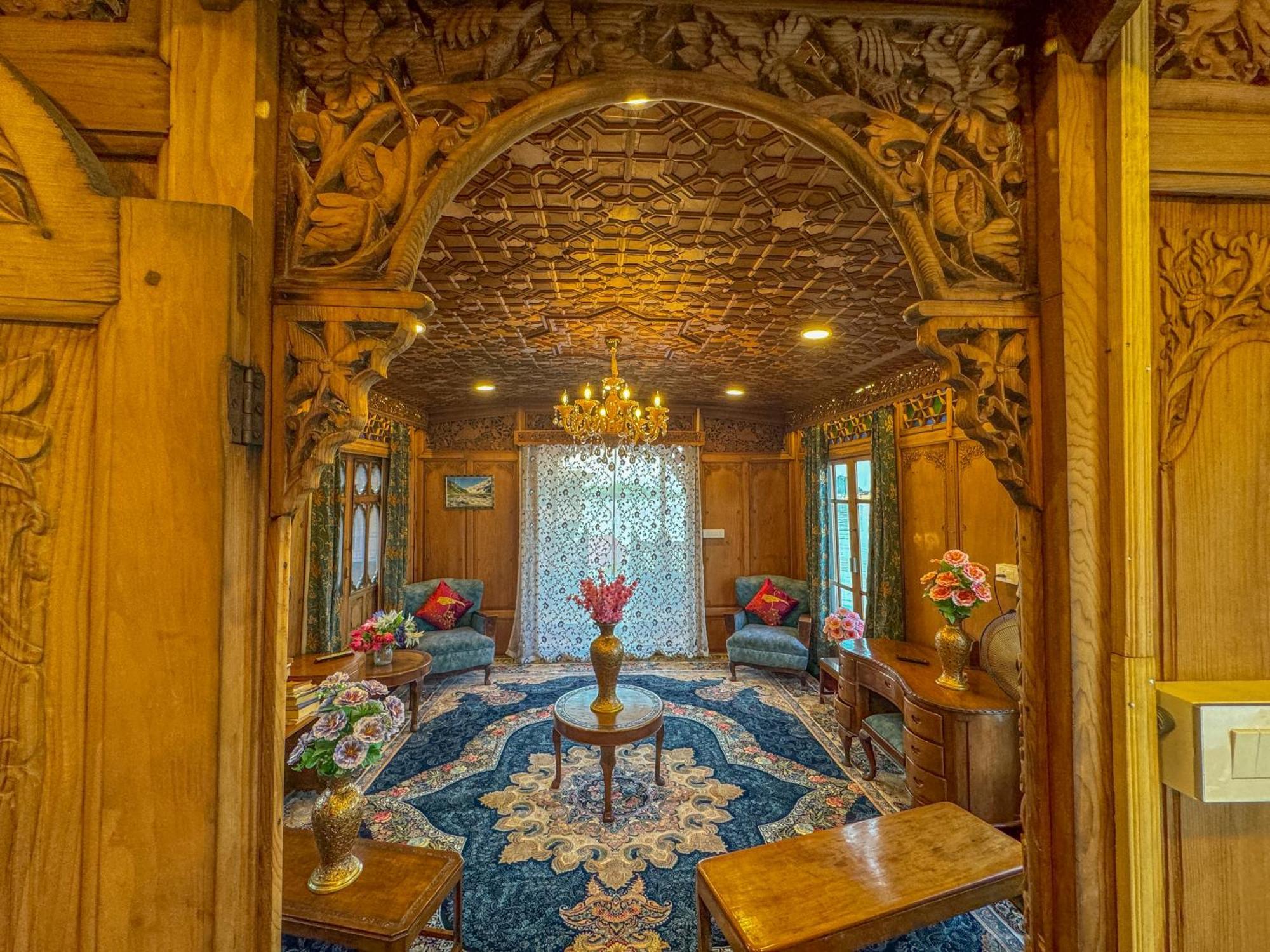 Hotel Peacock Houseboats Srīnagar Zewnętrze zdjęcie