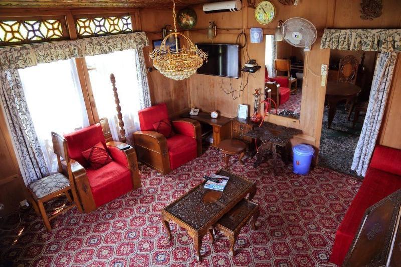 Hotel Peacock Houseboats Srīnagar Zewnętrze zdjęcie