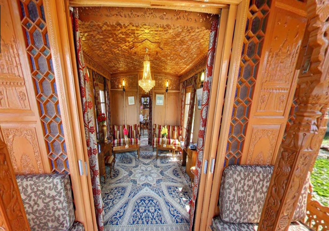 Hotel Peacock Houseboats Srīnagar Zewnętrze zdjęcie
